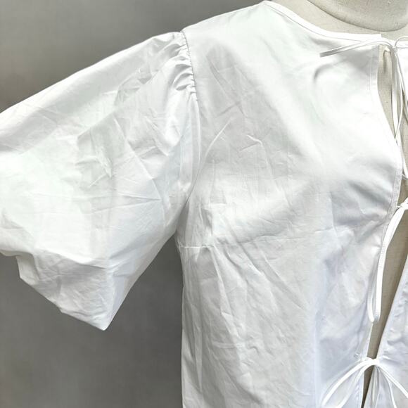 Abercrombie & Fitch Short-Sleeve Tie-Front Top Solid White Size Medium NWT - Picture 6 of 12